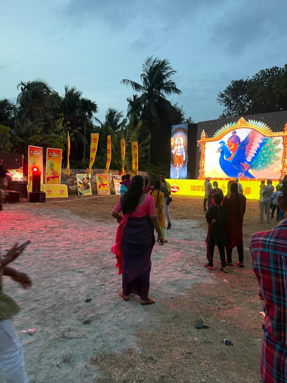 AI Munchee Wesak Thorana at Nallur - Image 2
