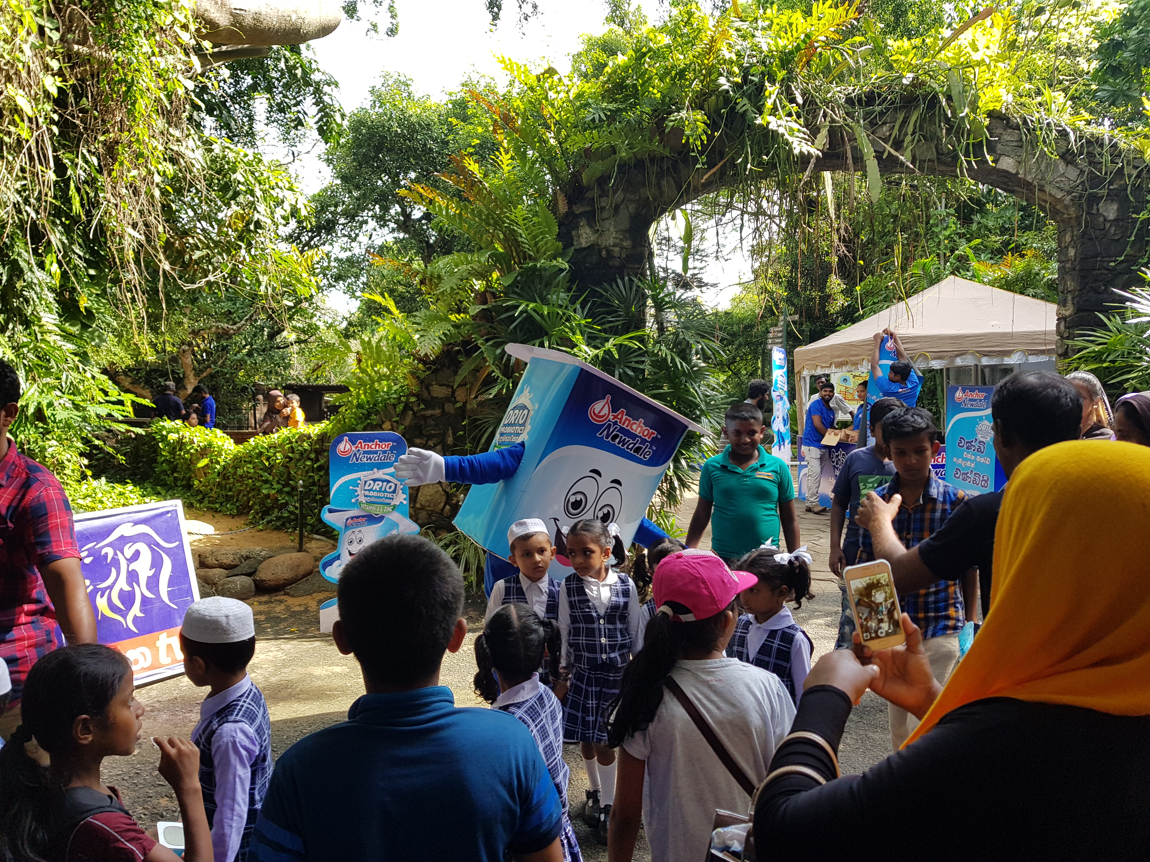 Children's Day Zoo - Image 5